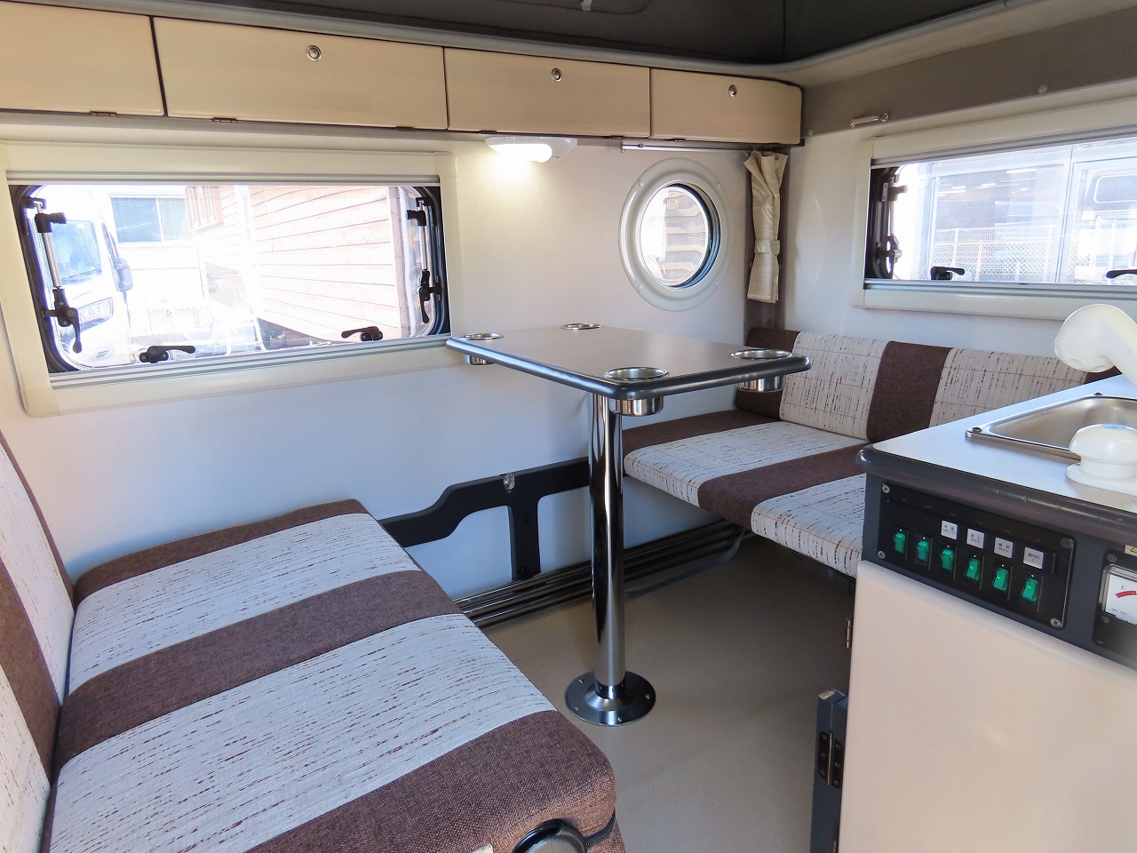 キャンピングカー 軽キャンパー NT100ｸﾘｯﾊﾟｰ 東和 ｲﾝﾃﾞｨ108 4WD