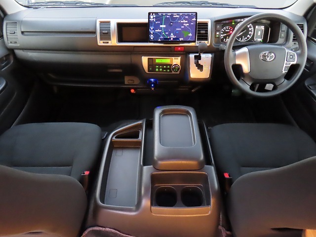 キャンピングカー バンコン ﾊｲｴｰｽ FOCS ｼｴｽﾀ 4WD　FFﾋｰﾀｰ