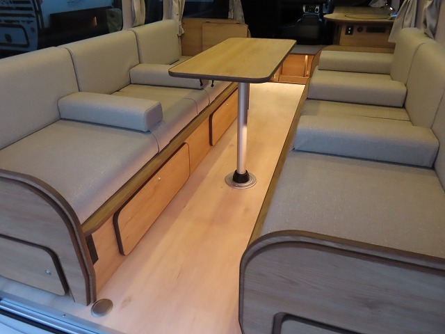 キャンピングカー バンコン ﾊｲｴｰｽ FOCS ｼｴｽﾀ 4WD　FFﾋｰﾀｰ