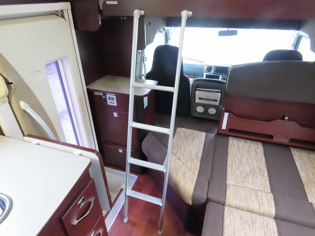 キャンピングカー キャブコン ｶﾑﾛｰﾄﾞ ﾅｯﾂRV製　ｸﾚｿﾝﾎﾞﾔｰｼﾞｭ　ﾀｲﾌﾟX