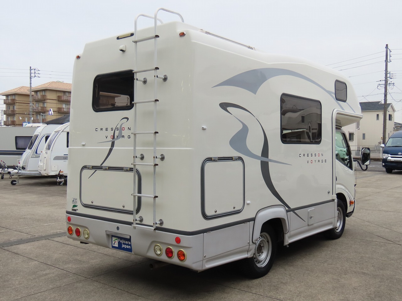 キャンピングカー キャブコン ｶﾑﾛｰﾄﾞ ﾅｯﾂRV製　ｸﾚｿﾝﾎﾞﾔｰｼﾞｭ　ﾀｲﾌﾟX