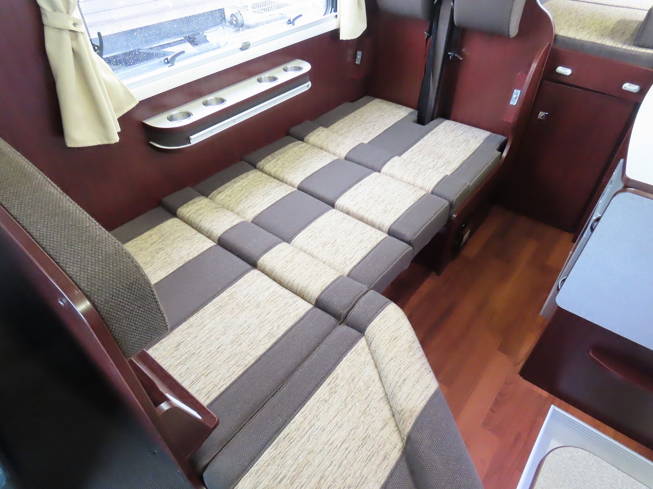 キャンピングカー キャブコン ｶﾑﾛｰﾄﾞ ﾅｯﾂRV製　ｸﾚｿﾝﾎﾞﾔｰｼﾞｭ　ﾀｲﾌﾟX