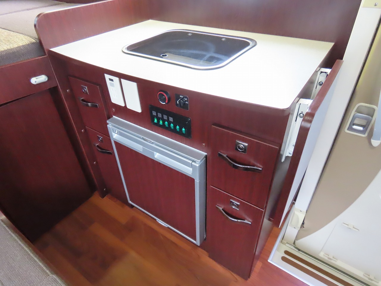 キャンピングカー キャブコン ｶﾑﾛｰﾄﾞ ﾅｯﾂRV製　ｸﾚｿﾝﾎﾞﾔｰｼﾞｭ　ﾀｲﾌﾟX