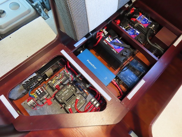 キャンピングカー キャブコン ｶﾑﾛｰﾄﾞ ﾅｯﾂRVｸﾚｿﾝﾎﾞﾔｰｼﾞｭｴﾎﾞﾗｲﾄ 