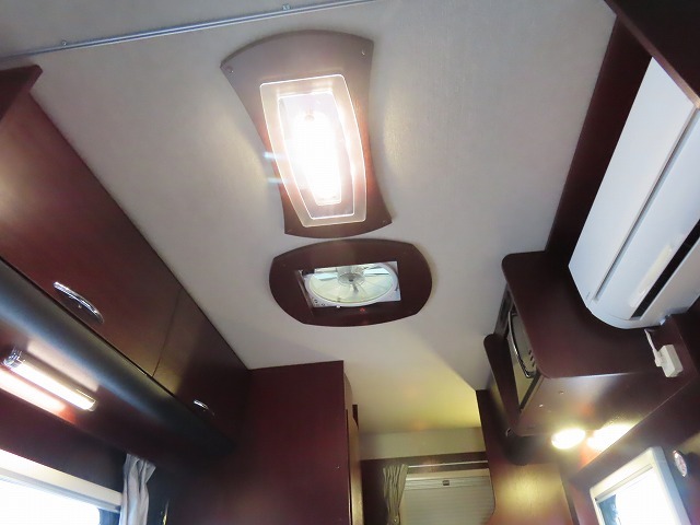 キャンピングカー キャブコン ｶﾑﾛｰﾄﾞ ﾅｯﾂRVｸﾚｿﾝﾎﾞﾔｰｼﾞｭｴﾎﾞﾗｲﾄ 