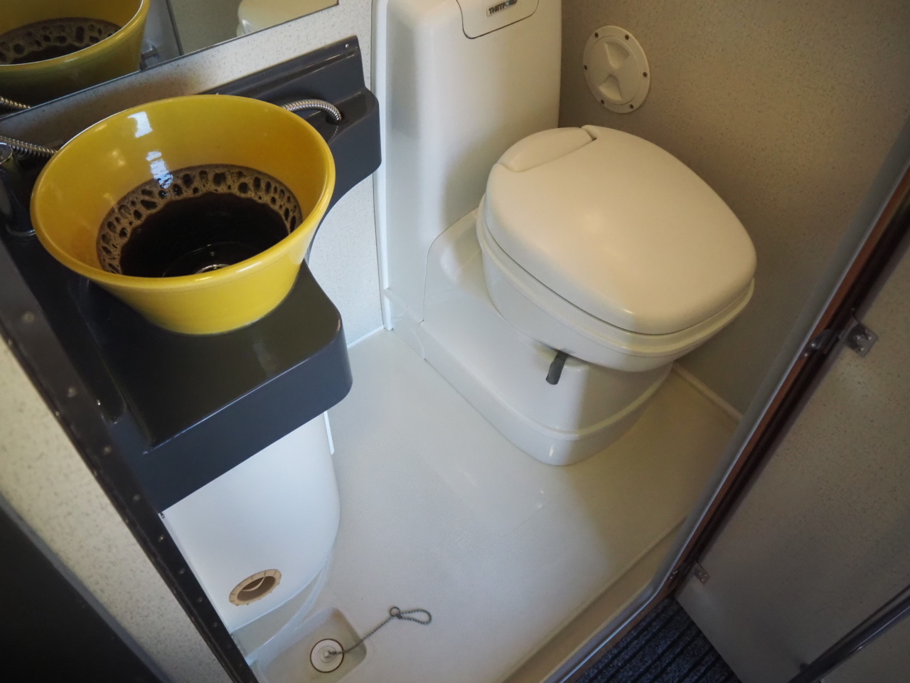 キャンピングカー キャブコン ｶﾑﾛｰﾄﾞ ﾊﾞﾝﾃｯｸ ｼﾞﾙ ｿｰﾗｰ ﾜﾝｵｰﾅｰ