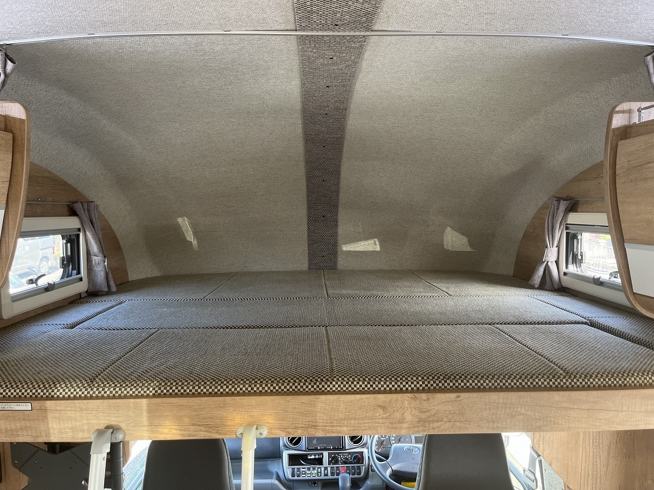 キャンピングカー キャブコン ﾅｯﾂRV ｸﾚｱ5.3X ﾊｲﾊﾟｰｴﾎﾞⅢ 4WD