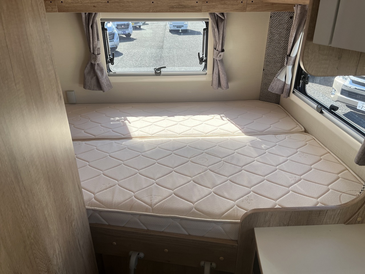 キャンピングカー キャブコン ﾅｯﾂRV ｸﾚｱ5.3X ﾊｲﾊﾟｰｴﾎﾞⅢ 4WD