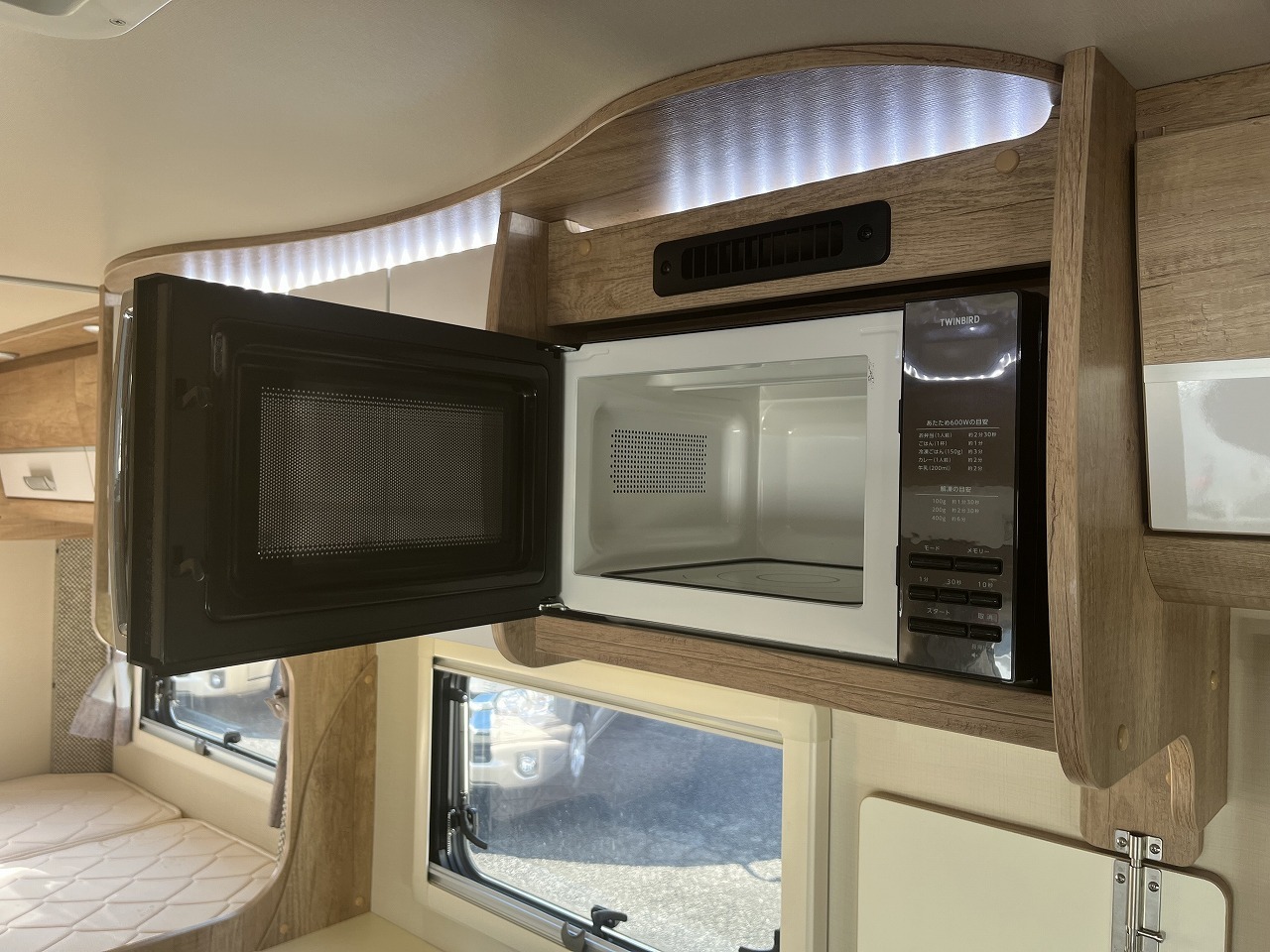 キャンピングカー キャブコン ﾅｯﾂRV ｸﾚｱ5.3X ﾊｲﾊﾟｰｴﾎﾞⅢ 4WD