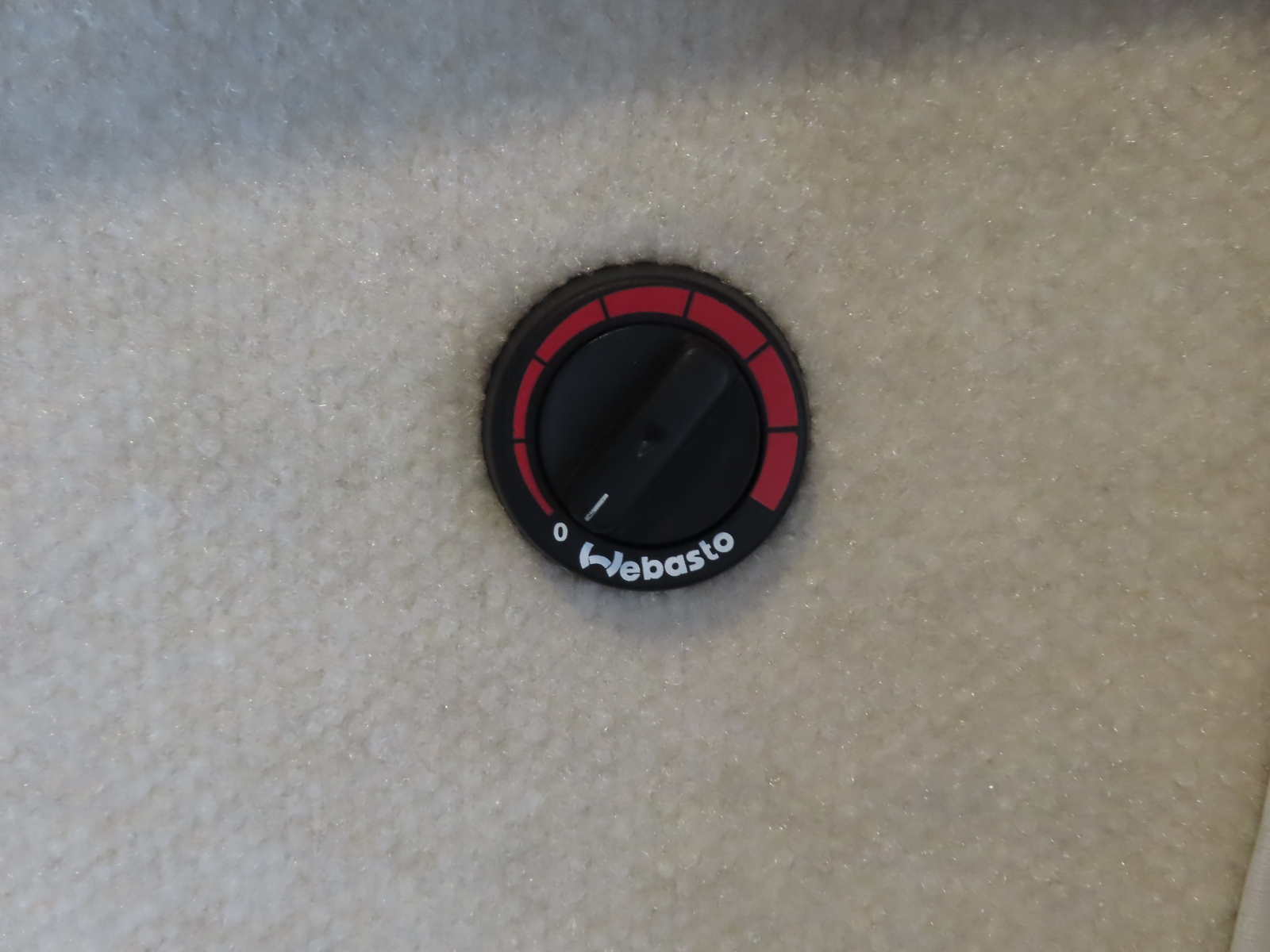 キャンピングカー キャブコン ﾊｲｴｰｽ ﾌｧﾝﾙｰﾁｪｾﾚﾝｹﾞﾃｨ 窓ｴｱｺﾝ 4WD