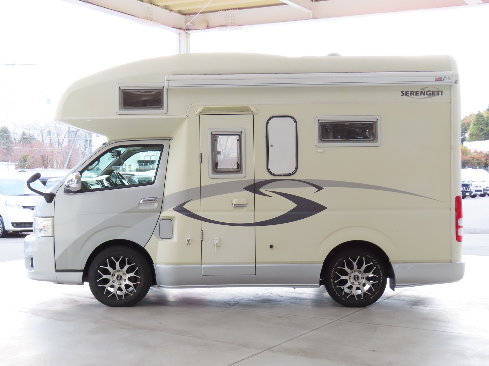 キャンピングカー キャブコン ﾊｲｴｰｽ ﾌｧﾝﾙｰﾁｪｾﾚﾝｹﾞﾃｨ 窓ｴｱｺﾝ 4WD