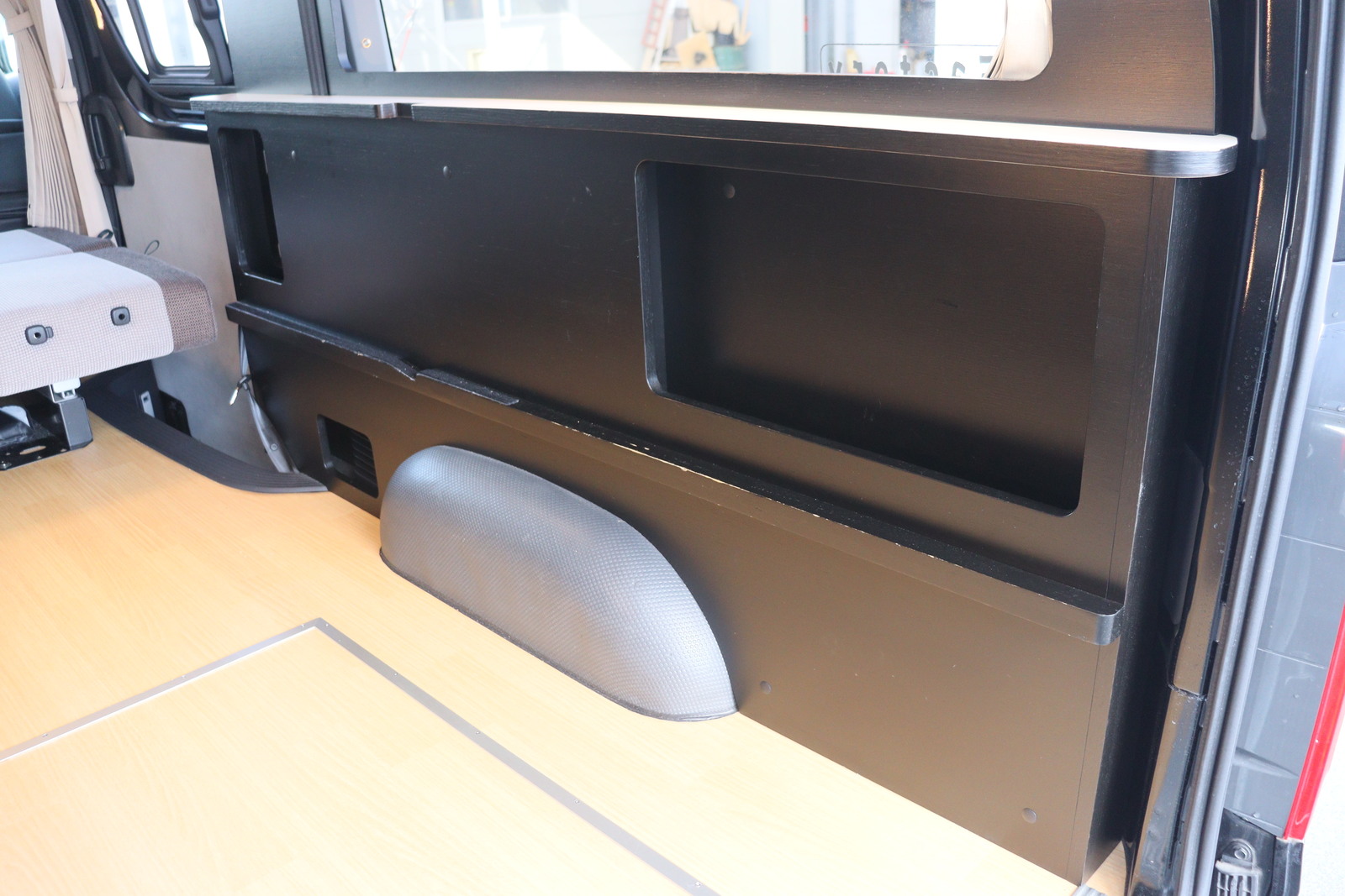 キャンピングカー バンコン ﾊｲｴｰｽ ﾄｲﾌｧｸﾄﾘｰ ﾄｲｽﾞﾎﾞｯｸｽ470