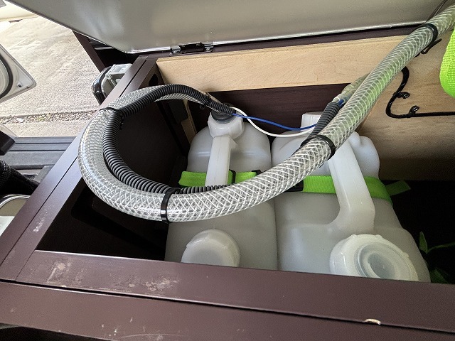 キャンピングカー バンコン NV200ﾊﾞﾈｯﾄ ﾎﾟｯﾌﾟｺﾝｷｬﾝﾊﾟｰR