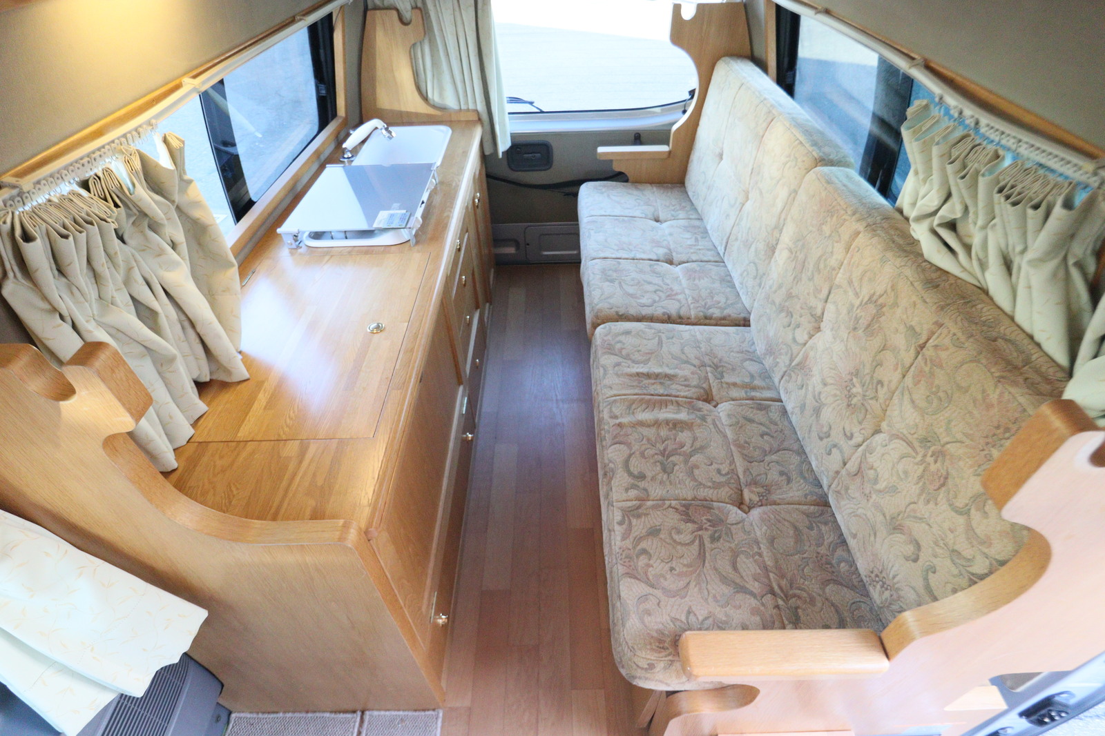 キャンピングカー バンコン ｷｬﾗﾊﾞﾝ ｶﾄｰﾓｰﾀｰ ｵｰｸｻｲﾄﾞ 4WD