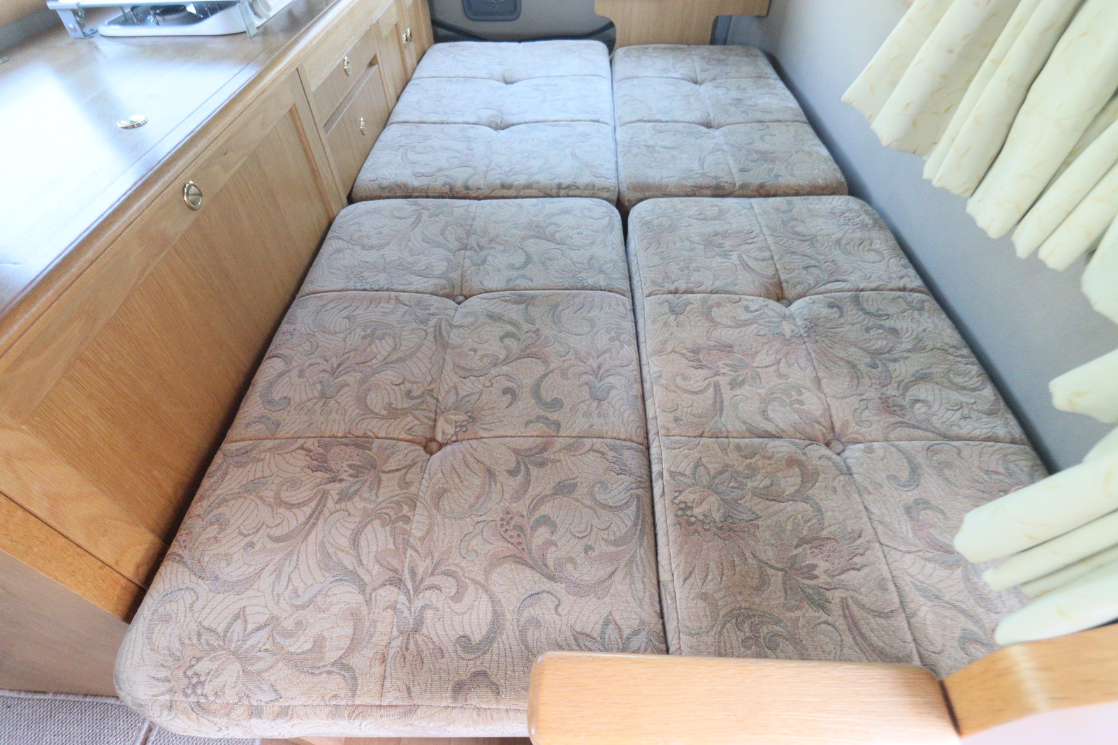 キャンピングカー バンコン ｷｬﾗﾊﾞﾝ ｶﾄｰﾓｰﾀｰ ｵｰｸｻｲﾄﾞ 4WD