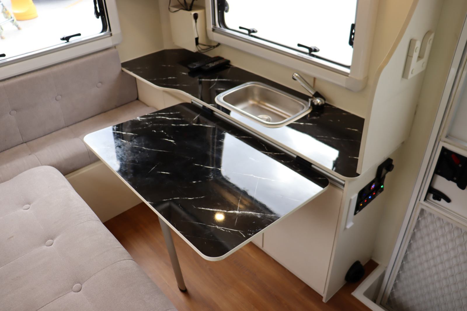 キャンピングカー 軽キャンパー ﾊｲｾﾞｯﾄ JPｽﾀｰ ﾊｯﾋﾟｰ1 FFﾋｰﾀｰ 4WD