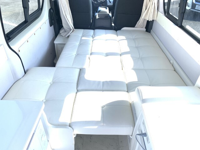 キャンピングカー バンコン RVﾋﾞｯｸﾌｯﾄ ｽｳｨﾝｸﾞN4.7 ｸｰﾗｰ FF暖房