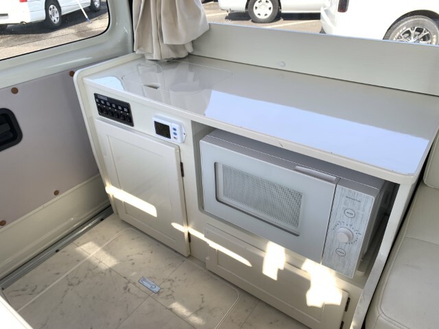 キャンピングカー バンコン RVﾋﾞｯｸﾌｯﾄ ｽｳｨﾝｸﾞN4.7 ｸｰﾗｰ FF暖房