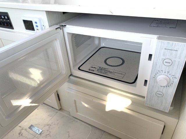 キャンピングカー バンコン RVﾋﾞｯｸﾌｯﾄ ｽｳｨﾝｸﾞN4.7 ｸｰﾗｰ FF暖房