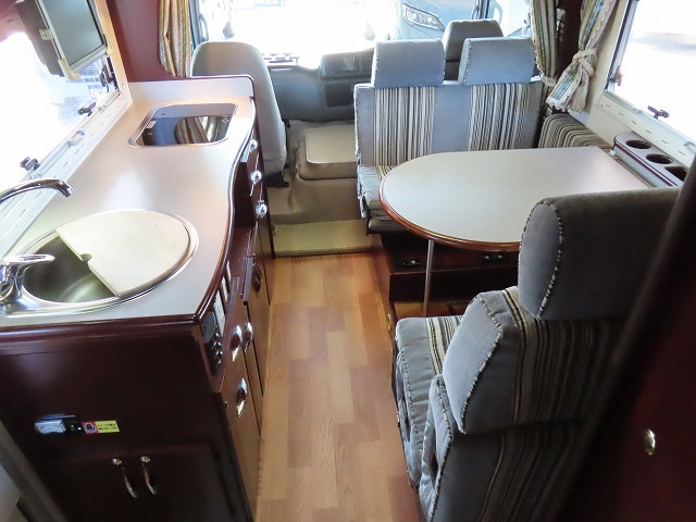 キャンピングカー バスコン ｺｰｽﾀｰ ﾅｯﾂRV ﾎﾞｰﾀﾞｰ60　発電機