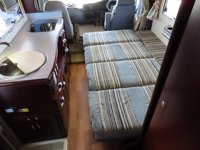 キャンピングカー バスコン ｺｰｽﾀｰ ﾅｯﾂRV ﾎﾞｰﾀﾞｰ60　発電機