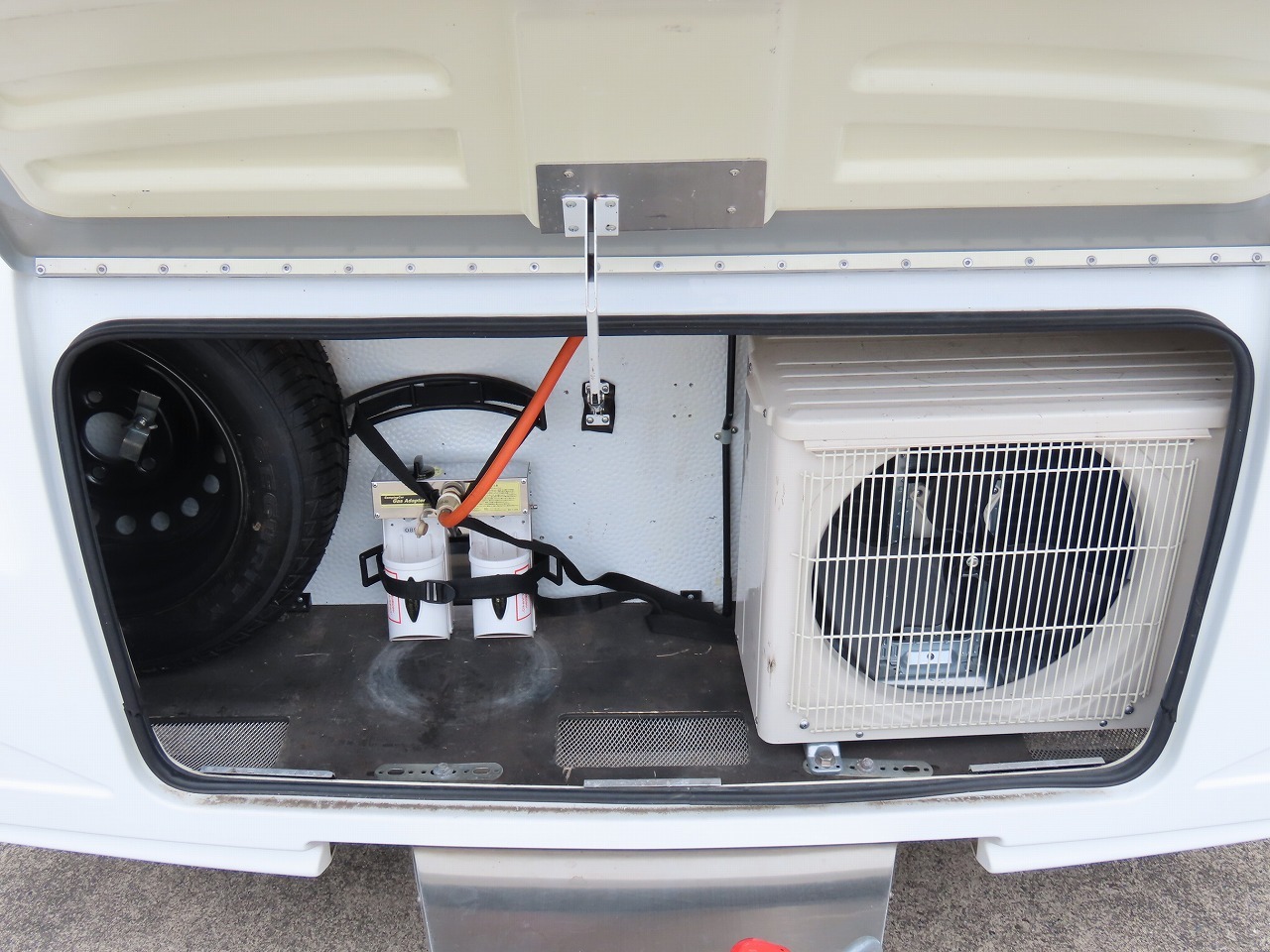 キャンピングカー トレーラー ｱﾄﾞﾘｱ ｱﾋﾞﾊﾞ370DD