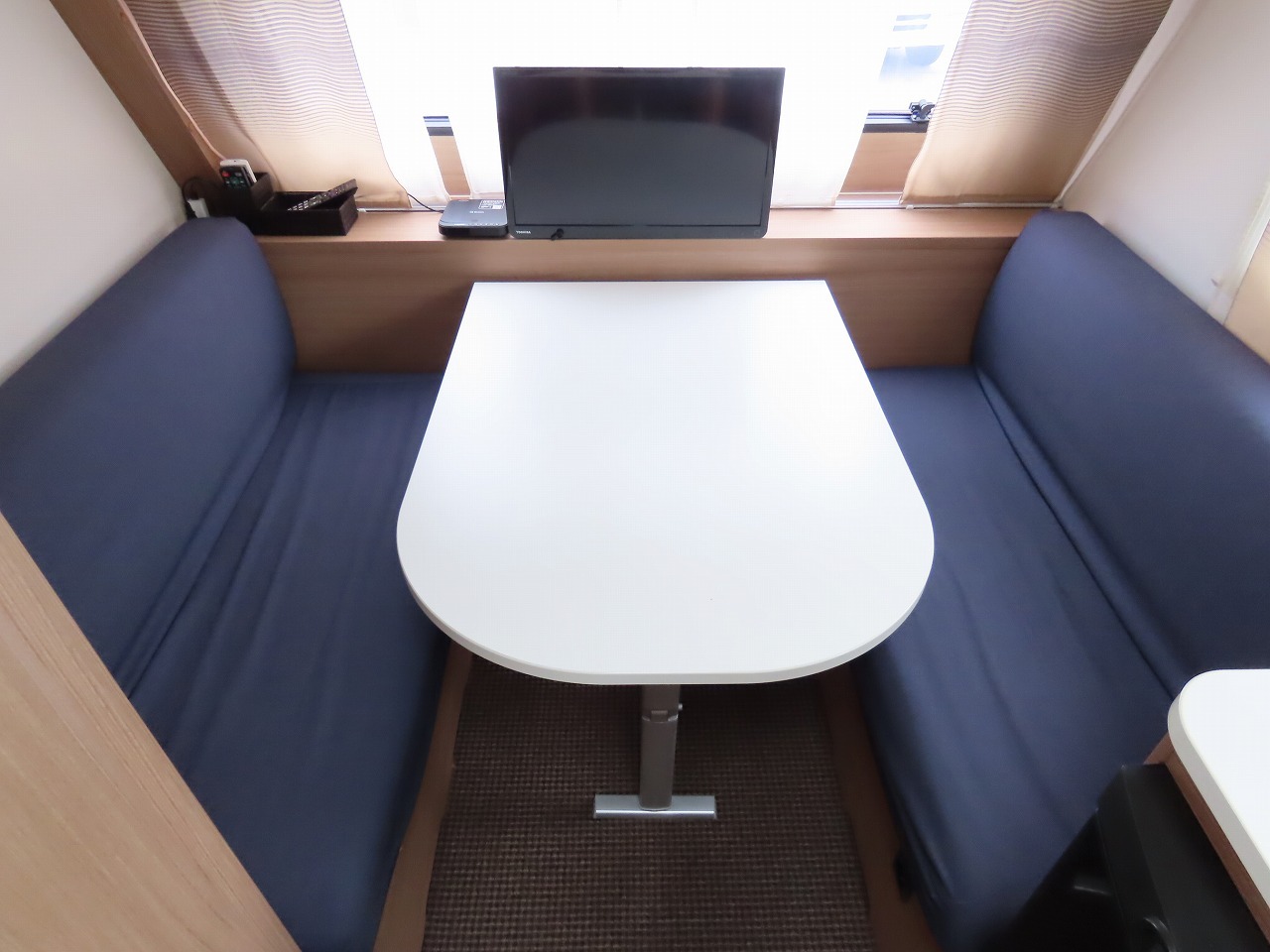 キャンピングカー トレーラー ｱﾄﾞﾘｱ ｱﾋﾞﾊﾞ370DD