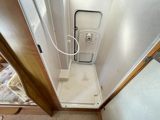 キャンピングカー キャブコン ｶﾑﾛｰﾄﾞ ﾊﾞﾝﾃｯｸ ｼﾞﾙ520 FFﾋｰﾀｰ