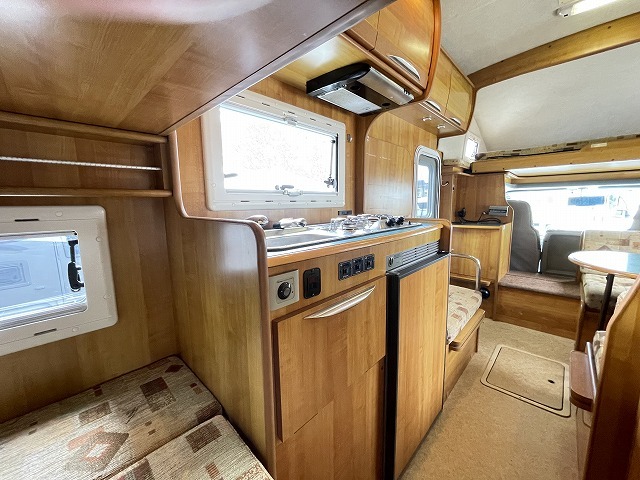 キャンピングカー キャブコン ｶﾑﾛｰﾄﾞ ﾊﾞﾝﾃｯｸ ｼﾞﾙ520 FFﾋｰﾀｰ