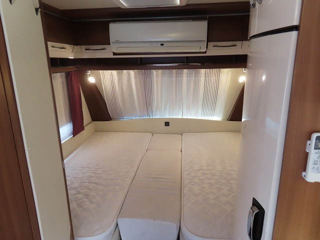 キャンピングカー トレーラー ﾎﾋﾞｰ 495ULｴｸｾﾚﾝﾄ　要牽引免許　家庭用AC