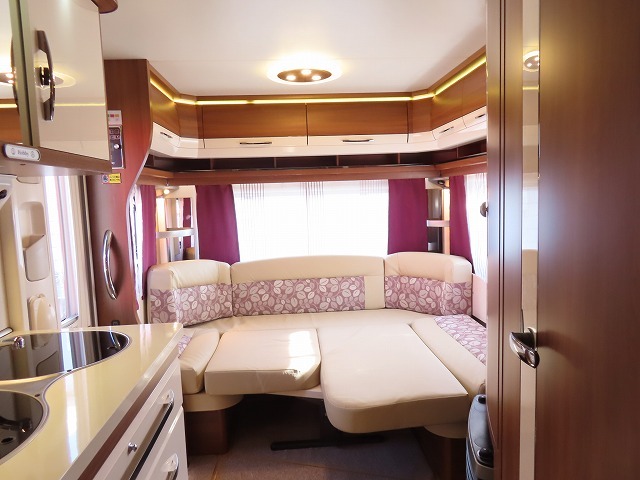 キャンピングカー トレーラー ﾎﾋﾞｰ 495ULｴｸｾﾚﾝﾄ　要牽引免許　家庭用AC