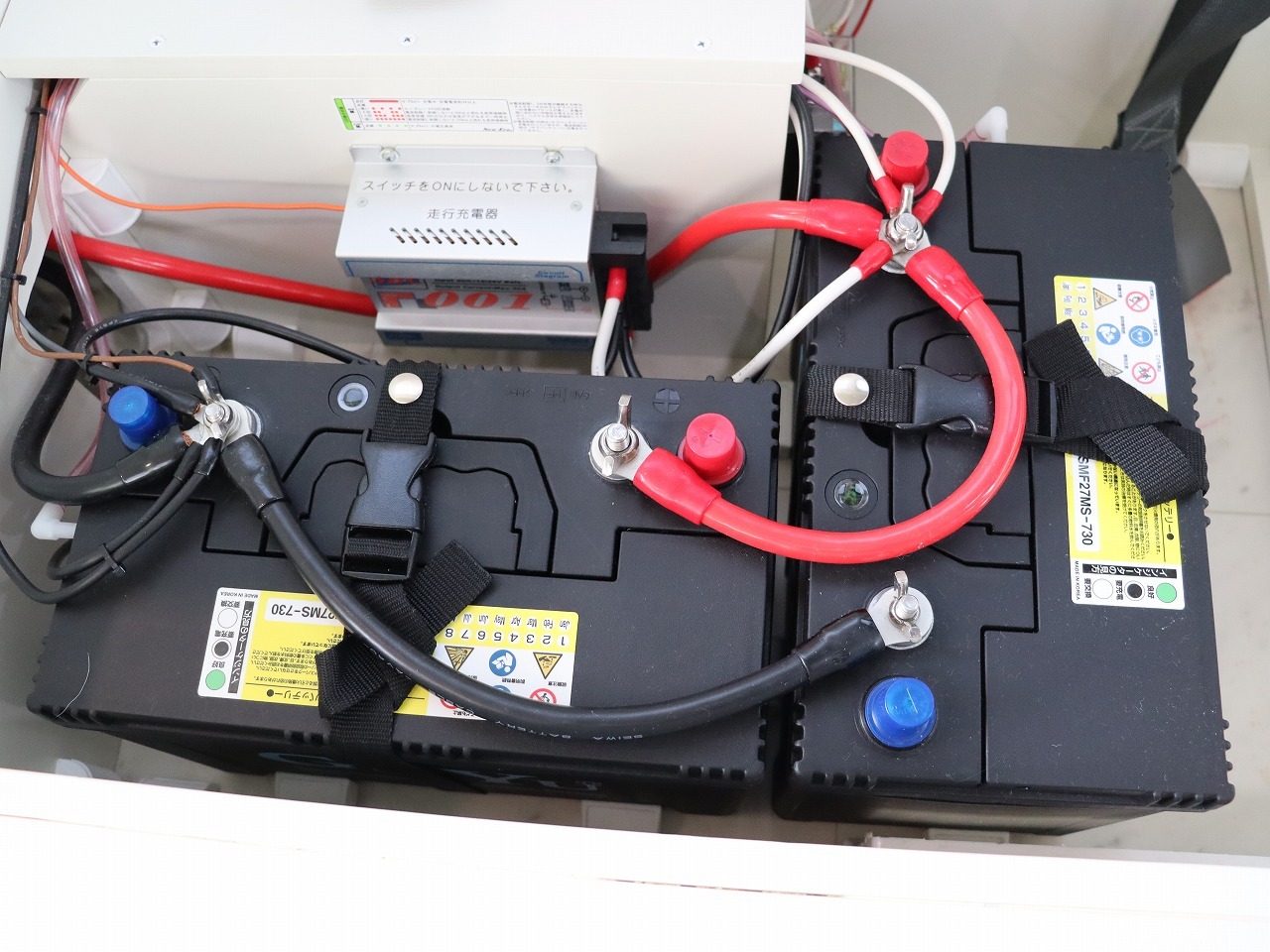 キャンピングカー バンコン ﾊｲｴｰｽ RVﾋﾞｯｸﾌｯﾄ ｽｳｨﾝｸﾞN4.7