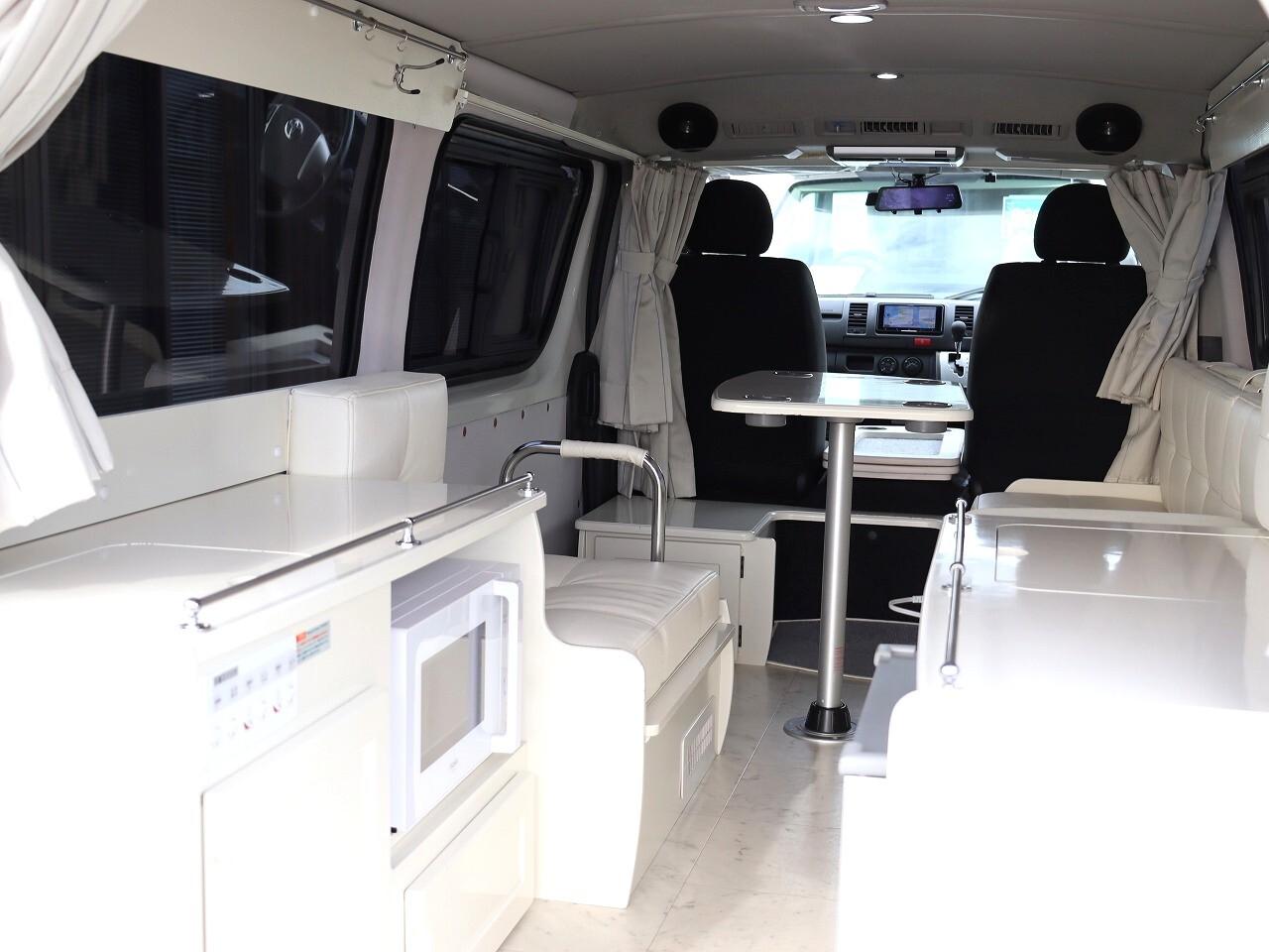 キャンピングカー バンコン ﾊｲｴｰｽ RVﾋﾞｯｸﾌｯﾄ ｽｳｨﾝｸﾞN4.7