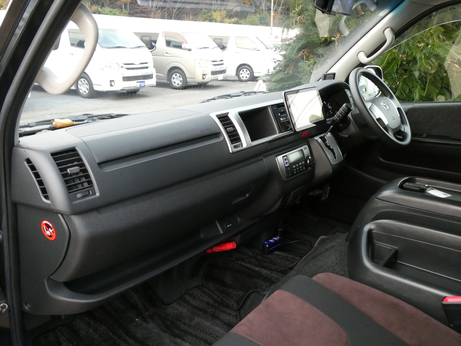 キャンピングカー バンコン ﾄｲﾌｧｸﾄﾘｰ　ｻﾞﾗ