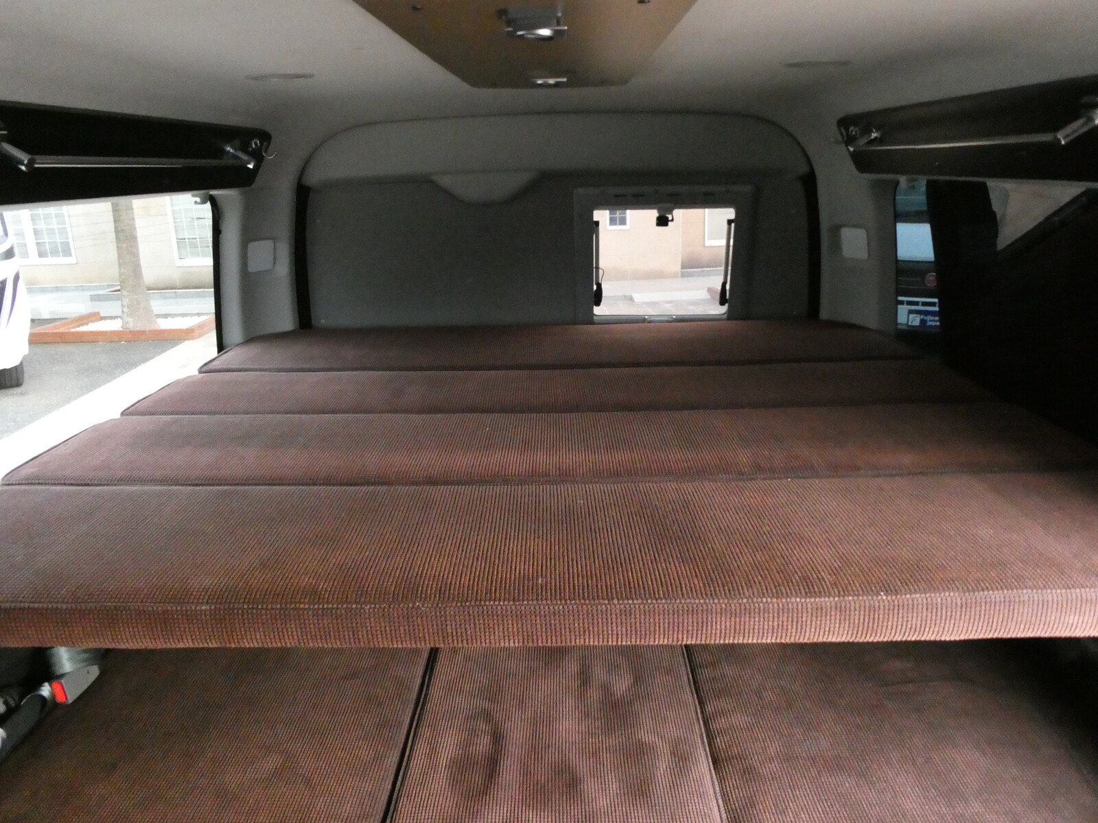 キャンピングカー バンコン ﾄｲﾌｧｸﾄﾘｰ　ｻﾞﾗ