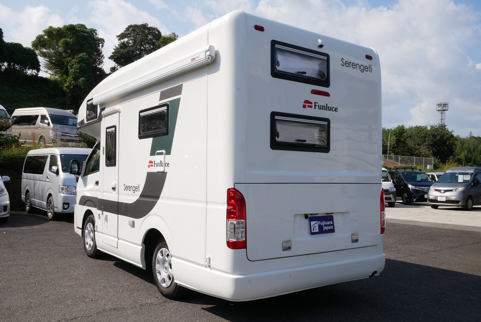 キャンピングカー キャブコン ﾊｲｴｰｽ ﾌｧﾝﾙｰﾁｪｾﾚﾝｹﾞﾃｨ 家庭用AC 4WD