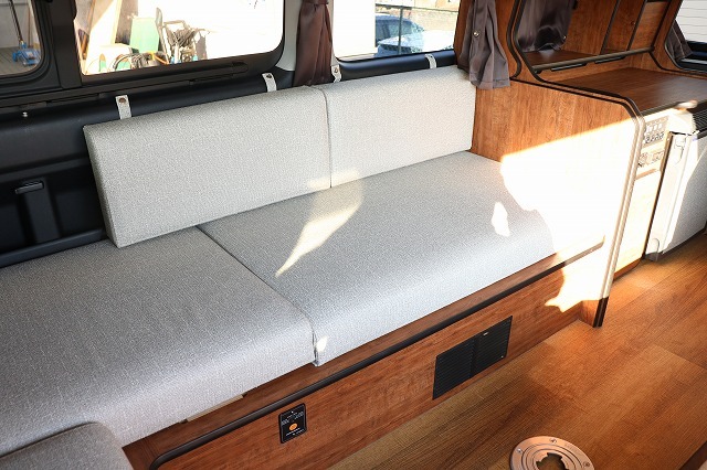 キャンピングカー バンコン ﾊｲｴｰｽ FOCS DS-L 4WD