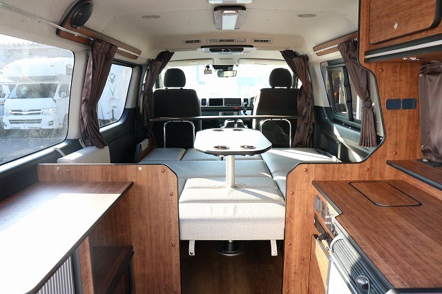 キャンピングカー バンコン ﾊｲｴｰｽ FOCS DS-L 4WD