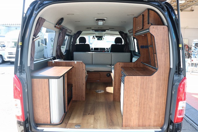 キャンピングカー バンコン ﾊｲｴｰｽ FOCS DS-L 4WD