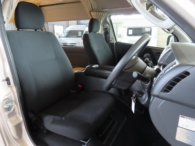 キャンピングカー バンコン ﾊｲｴｰｽ FOCS ｼｴｽﾀ　