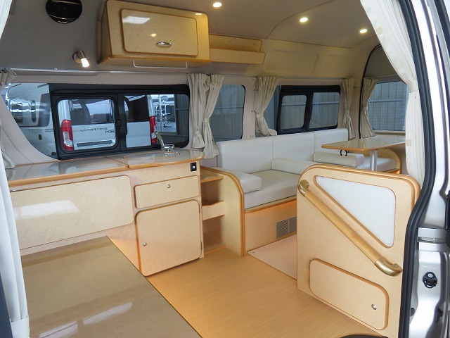 キャンピングカー バンコン ﾊｲｴｰｽ FOCS ｼｴｽﾀ　