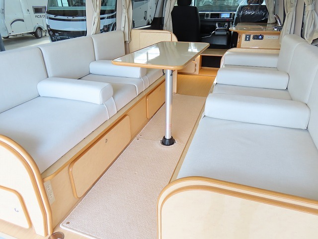 キャンピングカー バンコン ﾊｲｴｰｽ FOCS ｼｴｽﾀ　