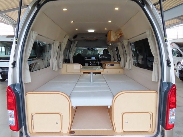 キャンピングカー バンコン ﾊｲｴｰｽ FOCS ｼｴｽﾀ　