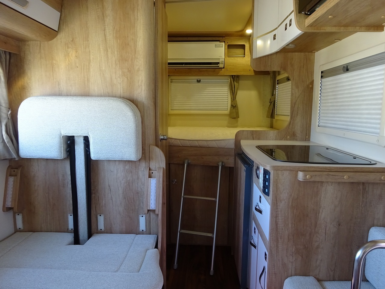 キャンピングカー キャブコン ｶﾑﾛｰﾄﾞ ﾅｯﾂRV ｸﾚｱ5.3X　家庭用ｴｱｺﾝ