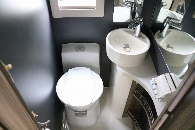 キャンピングカー キャブコン ｶﾑﾛｰﾄﾞ ﾊﾞﾝﾃｯｸ ｼﾞﾙ520 4WD