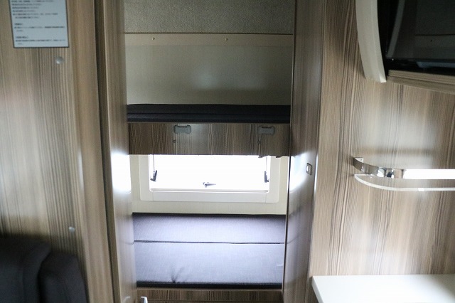 キャンピングカー キャブコン ｶﾑﾛｰﾄﾞ ﾊﾞﾝﾃｯｸ ｼﾞﾙ520 4WD