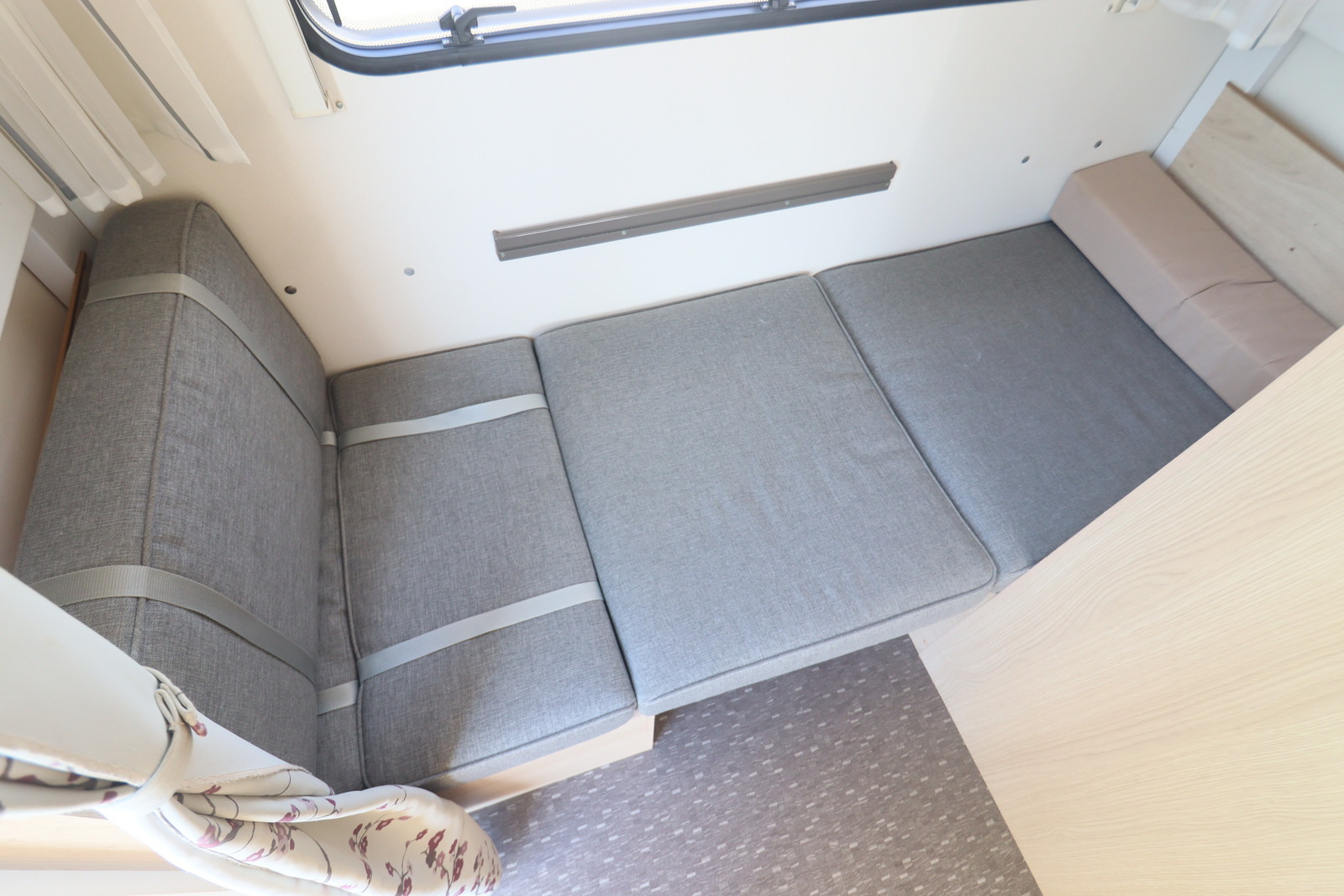 キャンピングカー トレーラー ｱﾄﾞﾘｱ ｱﾋﾞﾊﾞ360DD