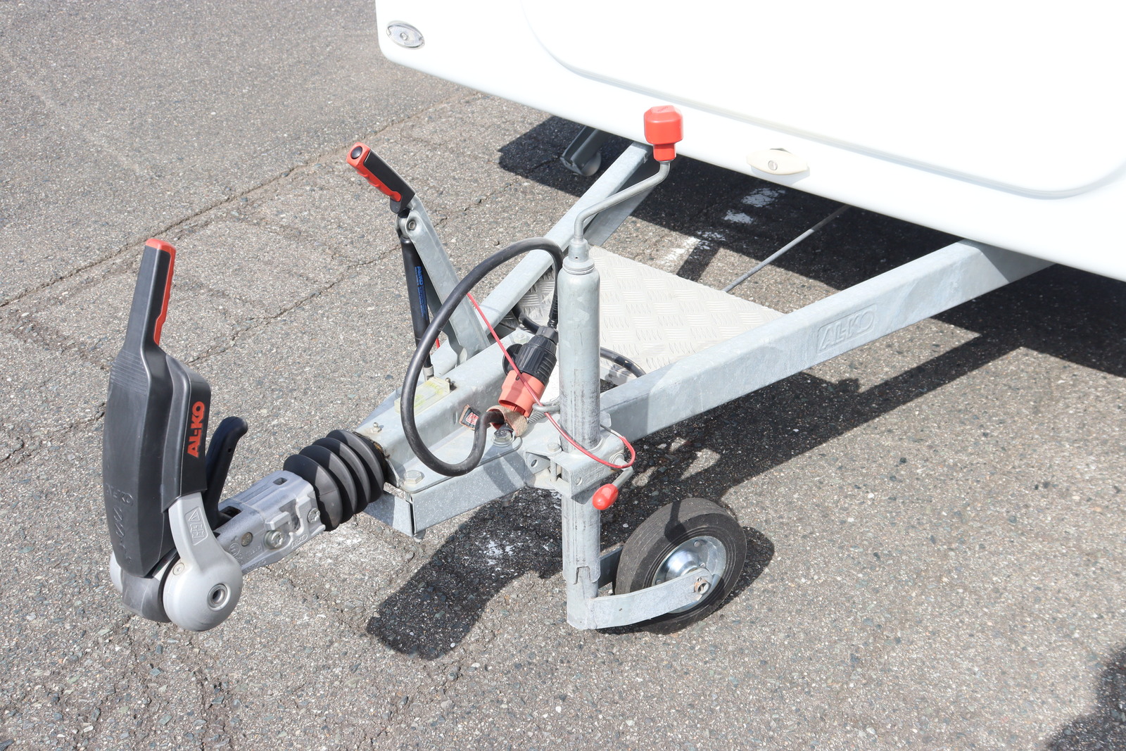 キャンピングカー トレーラー ｱﾄﾞﾘｱ ｱﾋﾞﾊﾞ360DD