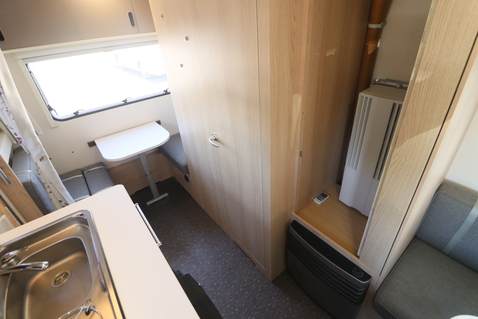 キャンピングカー トレーラー ｱﾄﾞﾘｱ ｱﾋﾞﾊﾞ360DD