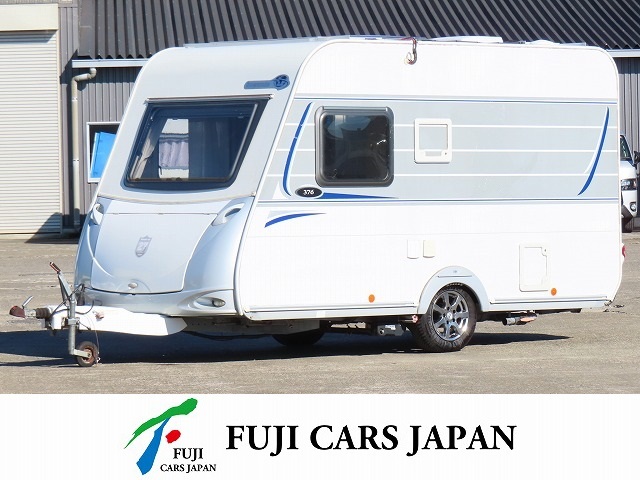 キャンピングカー トレーラー トリガノ エメロード376V　牽引免許不要